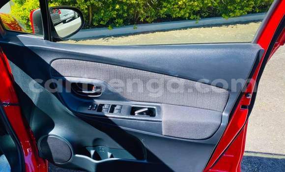 Buy Used Toyota Vitz Red Car in Nhlangano in Shiselweni District Buy Used Toyota Vitz Red Car in Nhlangano in Shiselweni District