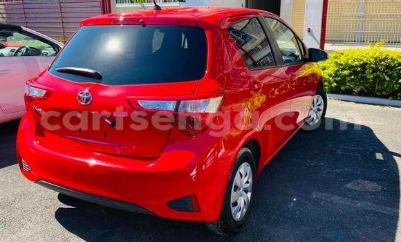 Buy Used Toyota Vitz Red Car in Nhlangano in Shiselweni District Buy Used Toyota Vitz Red Car in Nhlangano in Shiselweni District