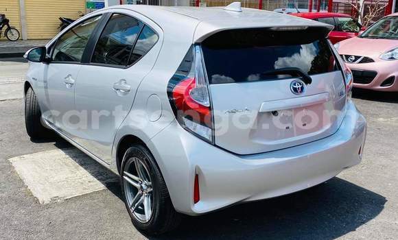 Acheter Occasion Voiture Toyota Aqua Gris à Ezulwini, Hhohho Acheter Occasion Voiture Toyota Aqua Gris à Ezulwini, Hhohho
