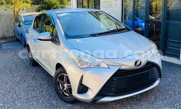 Nunua Ilio tumika Toyota Vitz Silver Gari ndani ya Manzini nchini Manzini