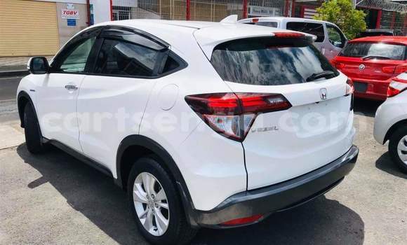 Acheter Occasion Voiture Honda Vezel Blanc à Mbabane, Manzini Acheter Occasion Voiture Honda Vezel Blanc à Mbabane, Manzini