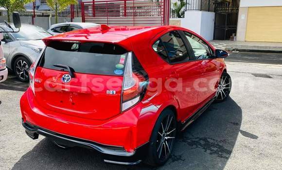 Nunua Ilio tumika Toyota Aqua Red Gari ndani ya Ezulwini nchini Hhohho Nunua Ilio tumika Toyota Aqua Red Gari ndani ya Ezulwini nchini Hhohho