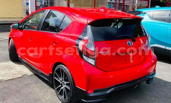Nunua Ilio tumika Toyota Aqua Red Gari ndani ya Ezulwini nchini Hhohho Nunua Ilio tumika Toyota Aqua Red Gari ndani ya Ezulwini nchini Hhohho
