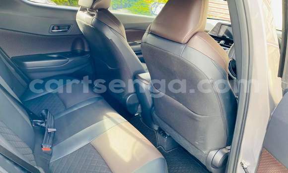 Buy Used Toyota C-HR Silver Car in Ezulwini in Hhohho Buy Used Toyota C-HR Silver Car in Ezulwini in Hhohho