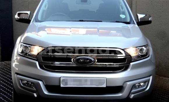 Buy Used Ford Everest Silver Car in Nhlangano in Shiselweni District Buy Used Ford Everest Silver Car in Nhlangano in Shiselweni District