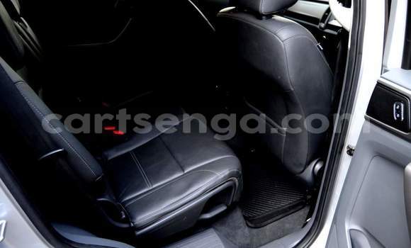 Buy Used Ford Everest Silver Car in Nhlangano in Shiselweni District Buy Used Ford Everest Silver Car in Nhlangano in Shiselweni District