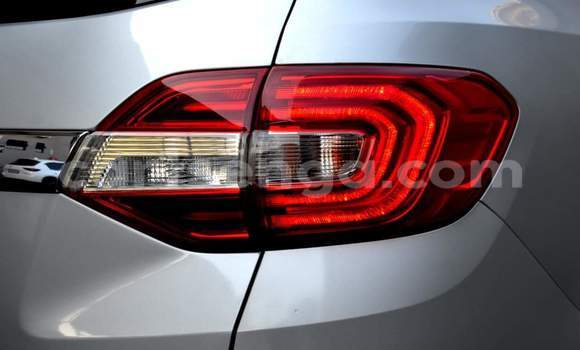 Buy Used Ford Everest Silver Car in Nhlangano in Shiselweni District Buy Used Ford Everest Silver Car in Nhlangano in Shiselweni District