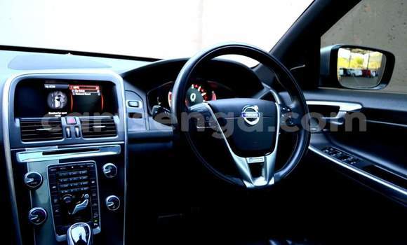Acheter Occasion Voiture Volvo XC60 Rouge à Mbabane, Manzini Acheter Occasion Voiture Volvo XC60 Rouge à Mbabane, Manzini