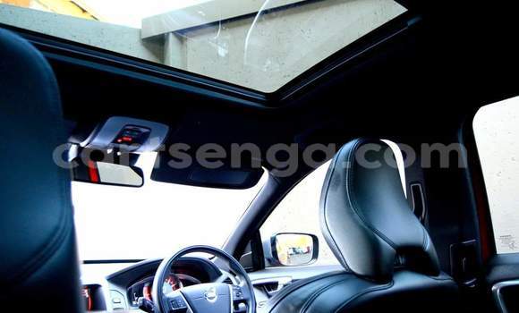 Acheter Occasion Voiture Volvo XC60 Rouge à Mbabane, Manzini Acheter Occasion Voiture Volvo XC60 Rouge à Mbabane, Manzini