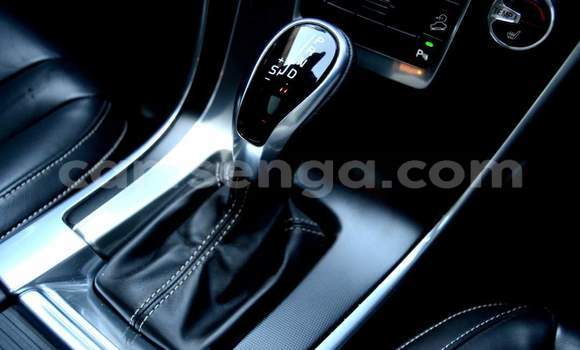 Acheter Occasion Voiture Volvo XC60 Rouge à Mbabane, Manzini Acheter Occasion Voiture Volvo XC60 Rouge à Mbabane, Manzini