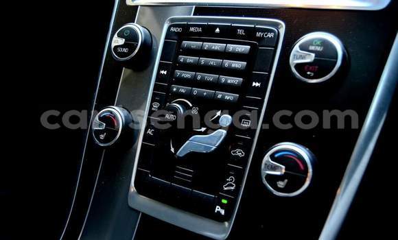 Acheter Occasion Voiture Volvo XC60 Rouge à Mbabane, Manzini Acheter Occasion Voiture Volvo XC60 Rouge à Mbabane, Manzini