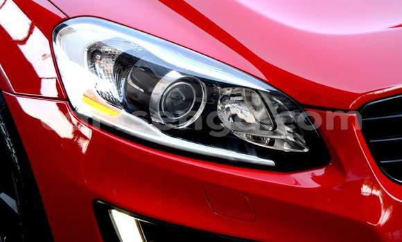 Acheter Occasion Voiture Volvo XC60 Rouge à Mbabane, Manzini Acheter Occasion Voiture Volvo XC60 Rouge à Mbabane, Manzini