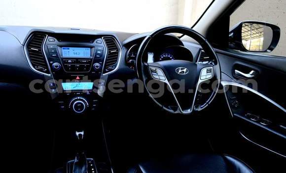 Buy Used Hyundai Santa Fe Silver Car in Nhlangano in Shiselweni District Buy Used Hyundai Santa Fe Silver Car in Nhlangano in Shiselweni District