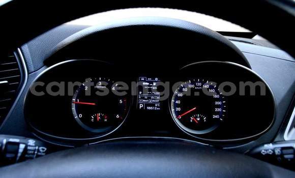 Buy Used Hyundai Santa Fe Silver Car in Nhlangano in Shiselweni District Buy Used Hyundai Santa Fe Silver Car in Nhlangano in Shiselweni District