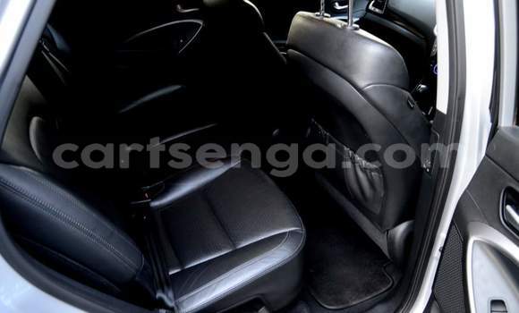 Buy Used Hyundai Santa Fe Silver Car in Nhlangano in Shiselweni District Buy Used Hyundai Santa Fe Silver Car in Nhlangano in Shiselweni District