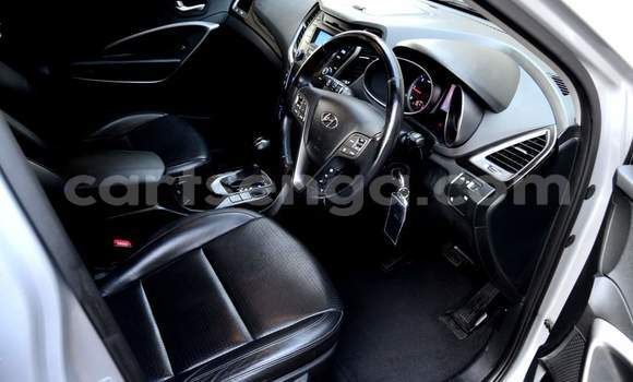 Buy Used Hyundai Santa Fe Silver Car in Nhlangano in Shiselweni District Buy Used Hyundai Santa Fe Silver Car in Nhlangano in Shiselweni District