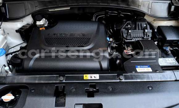 Buy Used Hyundai Santa Fe Silver Car in Nhlangano in Shiselweni District Buy Used Hyundai Santa Fe Silver Car in Nhlangano in Shiselweni District