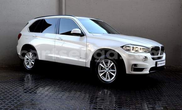 Nunua Ilio tumika BMW X5 White Gari ndani ya Ezulwini nchini Hhohho