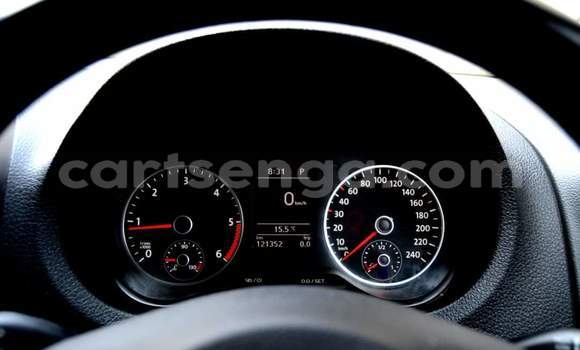 Buy Used Volkswagen Amarok White Car in Nhlangano in Shiselweni District Buy Used Volkswagen Amarok White Car in Nhlangano in Shiselweni District