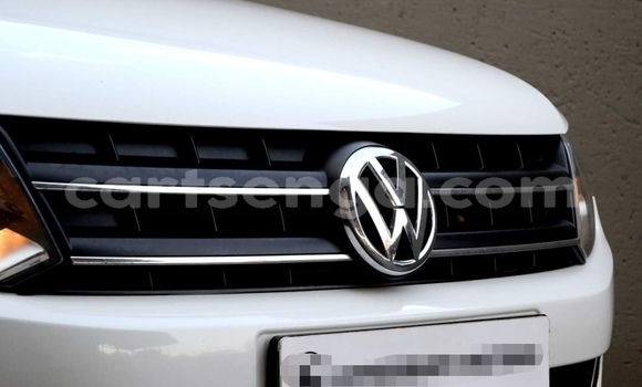 Buy Used Volkswagen Amarok White Car in Nhlangano in Shiselweni District Buy Used Volkswagen Amarok White Car in Nhlangano in Shiselweni District