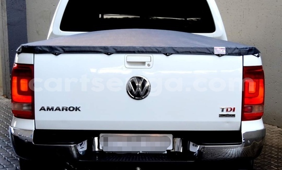 Buy Used Volkswagen Amarok White Car in Nhlangano in Shiselweni District Buy Used Volkswagen Amarok White Car in Nhlangano in Shiselweni District