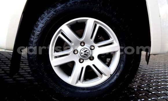 Buy Used Volkswagen Amarok White Car in Nhlangano in Shiselweni District Buy Used Volkswagen Amarok White Car in Nhlangano in Shiselweni District