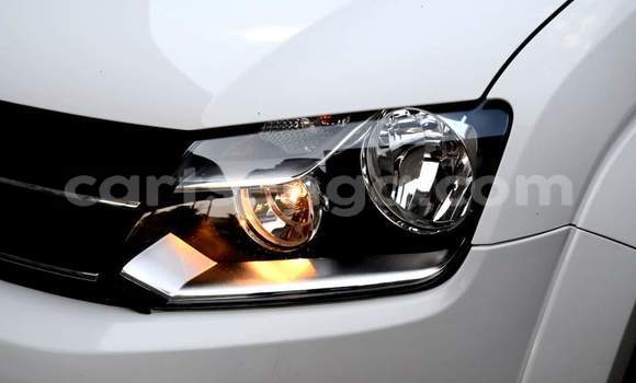 Buy Used Volkswagen Amarok White Car in Nhlangano in Shiselweni District Buy Used Volkswagen Amarok White Car in Nhlangano in Shiselweni District