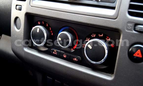 Buy Used Nissan Navara Silver Car in Nhlangano in Shiselweni District Buy Used Nissan Navara Silver Car in Nhlangano in Shiselweni District