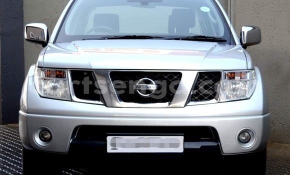 Buy Used Nissan Navara Silver Car in Nhlangano in Shiselweni District Buy Used Nissan Navara Silver Car in Nhlangano in Shiselweni District