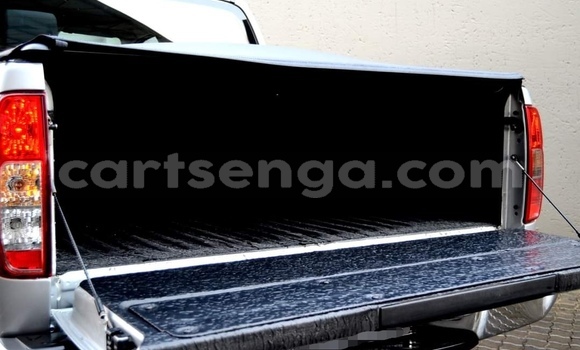 Buy Used Nissan Navara Silver Car in Nhlangano in Shiselweni District Buy Used Nissan Navara Silver Car in Nhlangano in Shiselweni District