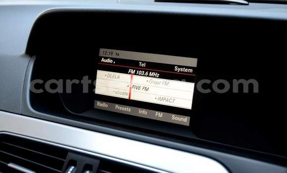 Buy Used Mercedes‒Benz C–Class White Car in Nhlangano in Shiselweni District Buy Used Mercedes‒Benz C–Class White Car in Nhlangano in Shiselweni District