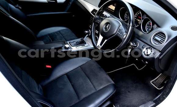 Buy Used Mercedes‒Benz C–Class White Car in Nhlangano in Shiselweni District Buy Used Mercedes‒Benz C–Class White Car in Nhlangano in Shiselweni District