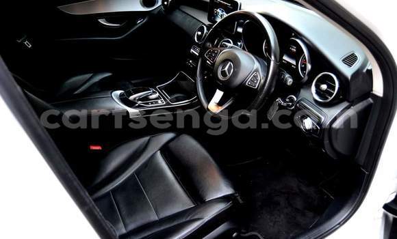 Buy Used Mercedes‒Benz C–Class White Car in Nhlangano in Shiselweni District Buy Used Mercedes‒Benz C–Class White Car in Nhlangano in Shiselweni District
