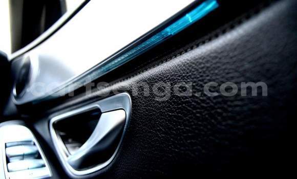 Buy Used Mercedes‒Benz C–Class White Car in Nhlangano in Shiselweni District Buy Used Mercedes‒Benz C–Class White Car in Nhlangano in Shiselweni District