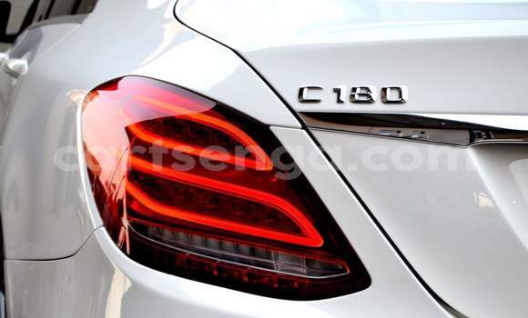 Buy Used Mercedes‒Benz C–Class White Car in Nhlangano in Shiselweni District Buy Used Mercedes‒Benz C–Class White Car in Nhlangano in Shiselweni District