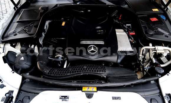 Buy Used Mercedes‒Benz C–Class White Car in Nhlangano in Shiselweni District Buy Used Mercedes‒Benz C–Class White Car in Nhlangano in Shiselweni District