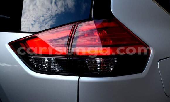 Acheter Occasion Voiture Nissan X–Trail Gris à Hlatikulu, Shiselweni District Acheter Occasion Voiture Nissan X–Trail Gris à Hlatikulu, Shiselweni District