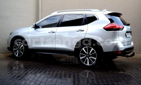 Acheter Occasion Voiture Nissan X–Trail Gris à Hlatikulu, Shiselweni District Acheter Occasion Voiture Nissan X–Trail Gris à Hlatikulu, Shiselweni District
