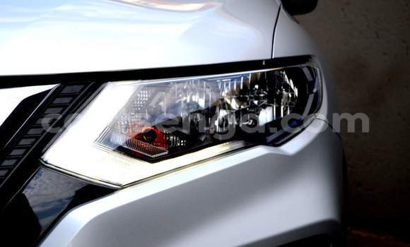 Acheter Occasion Voiture Nissan X–Trail Gris à Hlatikulu, Shiselweni District Acheter Occasion Voiture Nissan X–Trail Gris à Hlatikulu, Shiselweni District