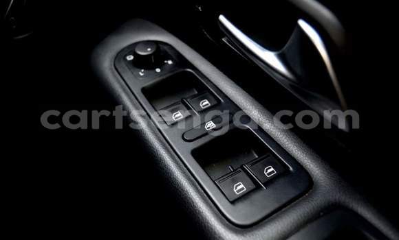 Buy Used Volkswagen Amarok Silver Car in Nhlangano in Shiselweni District Buy Used Volkswagen Amarok Silver Car in Nhlangano in Shiselweni District