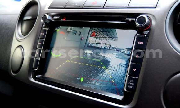 Buy Used Volkswagen Amarok Silver Car in Nhlangano in Shiselweni District Buy Used Volkswagen Amarok Silver Car in Nhlangano in Shiselweni District