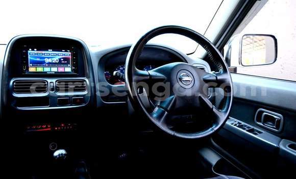 Nunua Ilio tumika Nissan NP 300 White Gari ndani ya Manzini nchini Manzini Nunua Ilio tumika Nissan NP 300 White Gari ndani ya Manzini nchini Manzini