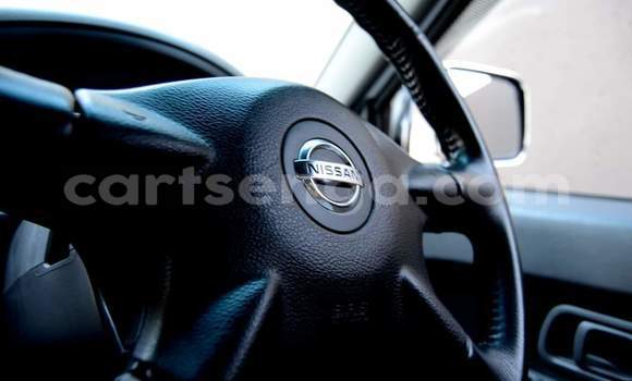 Nunua Ilio tumika Nissan NP 300 White Gari ndani ya Manzini nchini Manzini Nunua Ilio tumika Nissan NP 300 White Gari ndani ya Manzini nchini Manzini