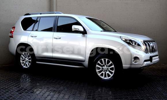 Buy Used Toyota Land Cruiser Prado White Car in Nhlangano in Shiselweni District