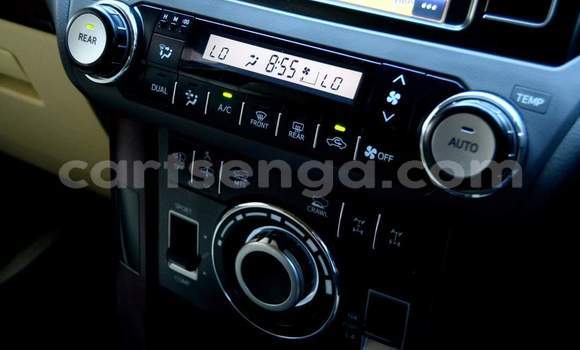 Buy Used Toyota Land Cruiser Prado White Car in Nhlangano in Shiselweni District Buy Used Toyota Land Cruiser Prado White Car in Nhlangano in Shiselweni District