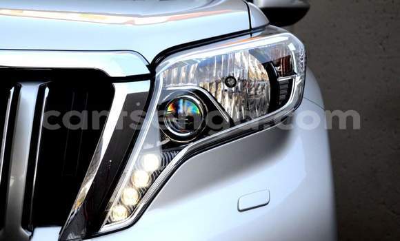 Buy Used Toyota Land Cruiser Prado White Car in Nhlangano in Shiselweni District Buy Used Toyota Land Cruiser Prado White Car in Nhlangano in Shiselweni District