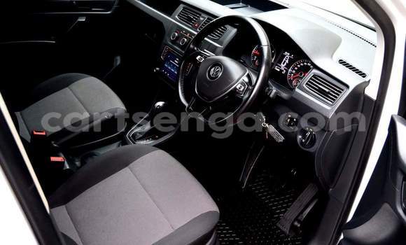 Acheter Occasion Voiture Volkswagen Caddy Blanc à Ezulwini, Hhohho Acheter Occasion Voiture Volkswagen Caddy Blanc à Ezulwini, Hhohho