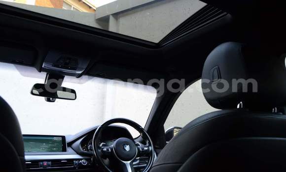 Acheter Occasion Voiture BMW X6 Blanc à Hlatikulu, Shiselweni District Acheter Occasion Voiture BMW X6 Blanc à Hlatikulu, Shiselweni District