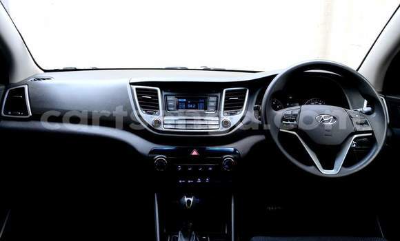 Acheter Occasion Voiture Hyundai Tucson Blanc à Mbabane, Manzini Acheter Occasion Voiture Hyundai Tucson Blanc à Mbabane, Manzini