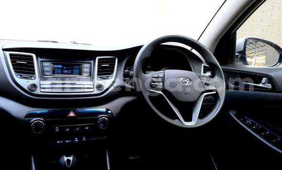 Acheter Occasion Voiture Hyundai Tucson Blanc à Mbabane, Manzini Acheter Occasion Voiture Hyundai Tucson Blanc à Mbabane, Manzini